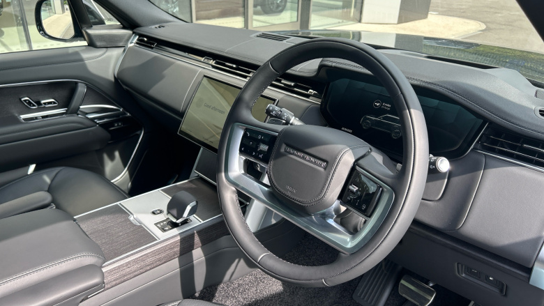 Land Rover Range Rover 3.0 P460e SE 4dr Auto Estate